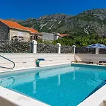 Azzurro 1 By Guide *