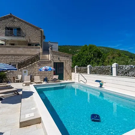 Azzurro 1 By Guide Apartment